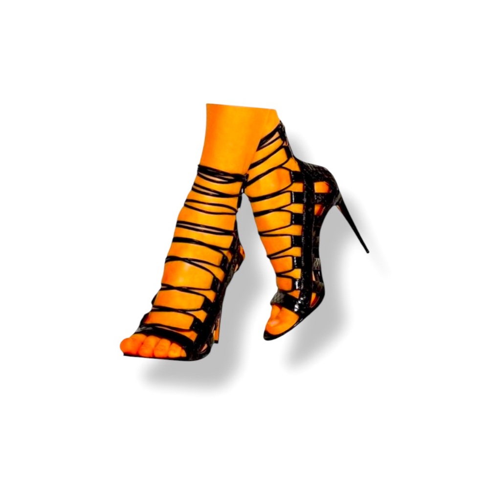 🖤𝐍𝐄𝐖 𝐀𝐐𝐔𝐀𝐙𝐔𝐑𝐑𝐀 Strappy Sexy sandal heels